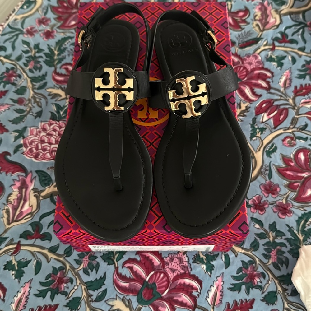 COPY - Tory Burch Bryce Black Sandals with Gold Logo
